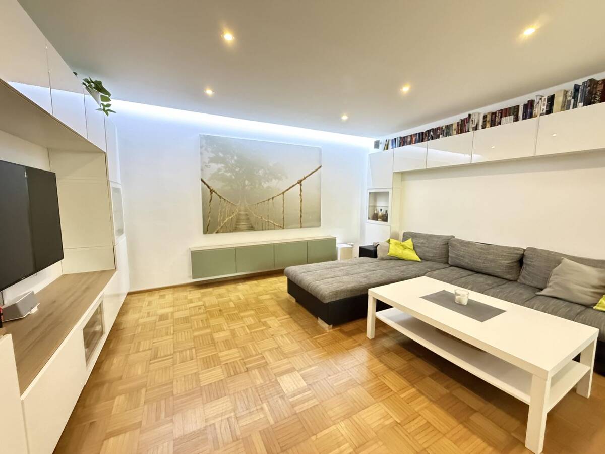 Einziehen und wohlfühlen: Großzügige Wohnung mit viel Privatsphäre – 69168 Wiesloch – Bild 1 von 5