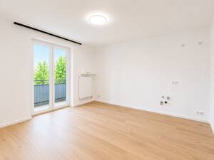 Ruhige Lage Isar / Wettersteinplatz ! Renoviertes Appartement mit Balkon in Untergiesing-Harlaching – 81547 München – Vorschaubild 1