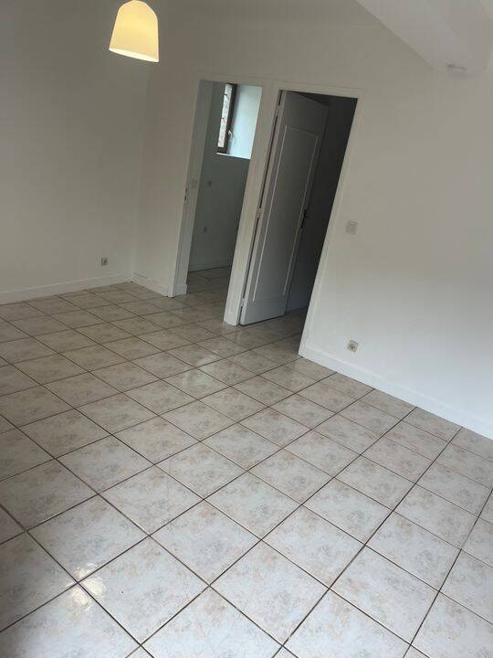 Appartement 2 pièces 30 m² · à Villeneuve-sur-Yonne · 30 m² · 440 €/mois