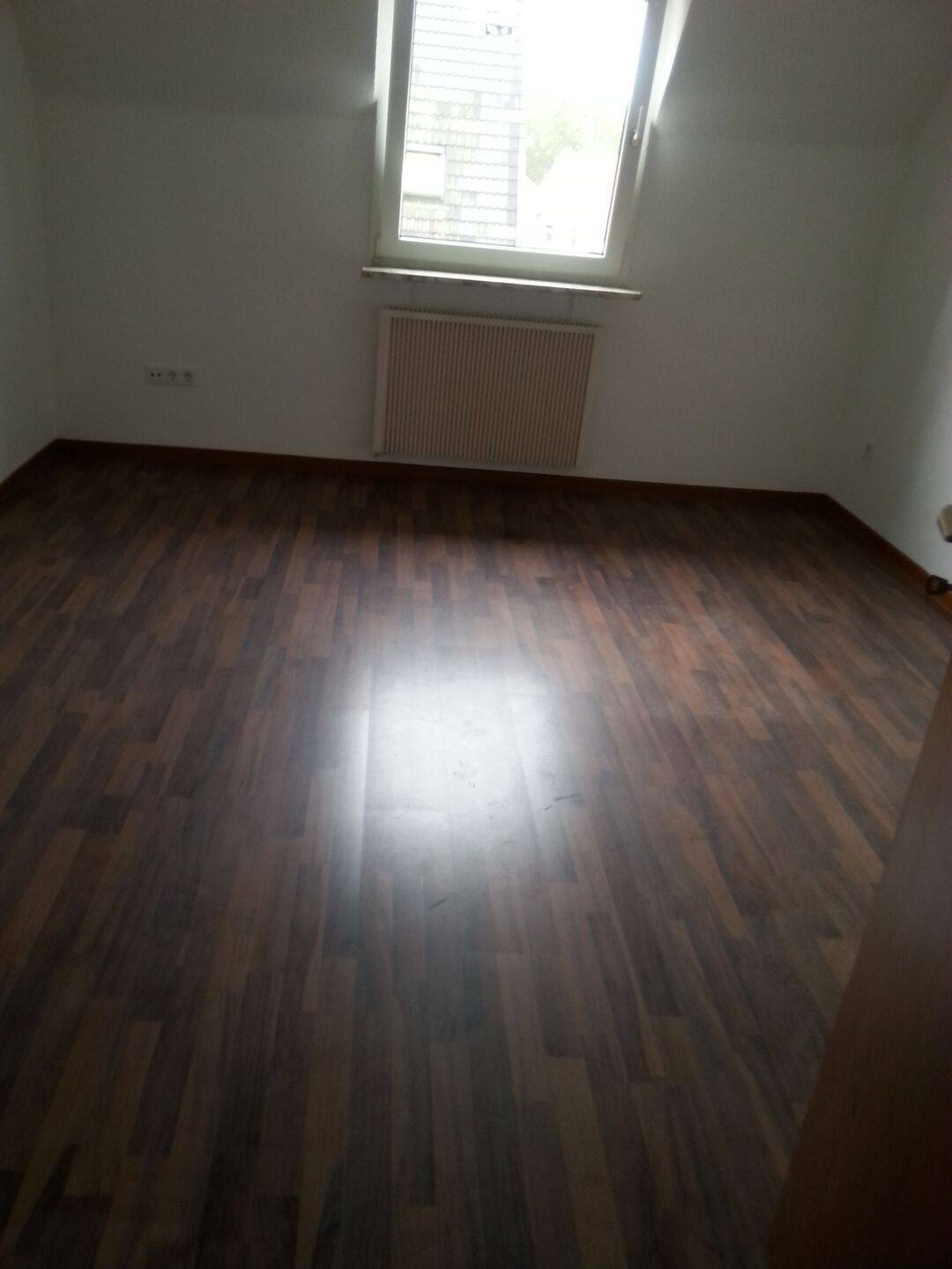 Achtung Studenten! Große 2 Zimmer Wohnung ab sofort zu vermieten