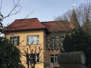Aparte 3,5-Zimmer-Wohnung mit Einbauküche in gepflegter Jugendstil-Villa in Dresden-Klotzsche