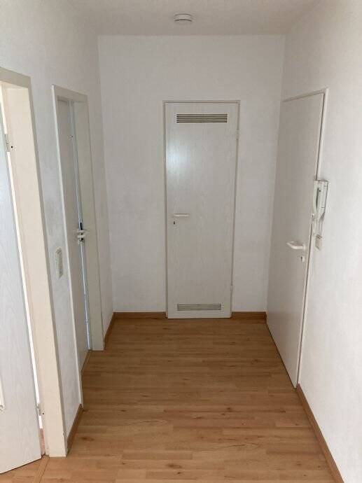 Sehr schöne 1-Raum-Wohnung in super Lage auf dem Werder in Magdeburg – Magdeburg – Vorschaubild 9