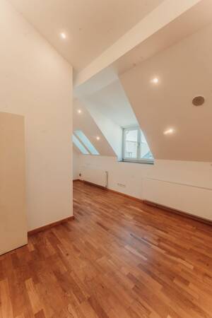 LOFTFEELING ÜBER DEN DÄCHERN DER MAXVORSTADT – 80799 München – Vorschaubild 7