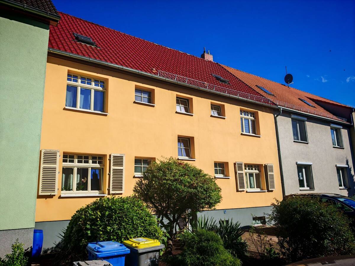 Vielseitige Immobilie in Magdeburg-Stadtfeld West Mehrgenerationenhaus oder großzügiges Einfamilienhaus – 39110 Magdeburg – Bild 1 von 8