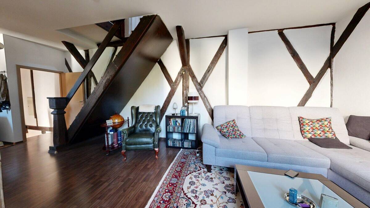 Nostalgisch wohnen über zwei Etagen - Maisonette in historischem Gebäude – Nürnberg – Vorschaubild 2