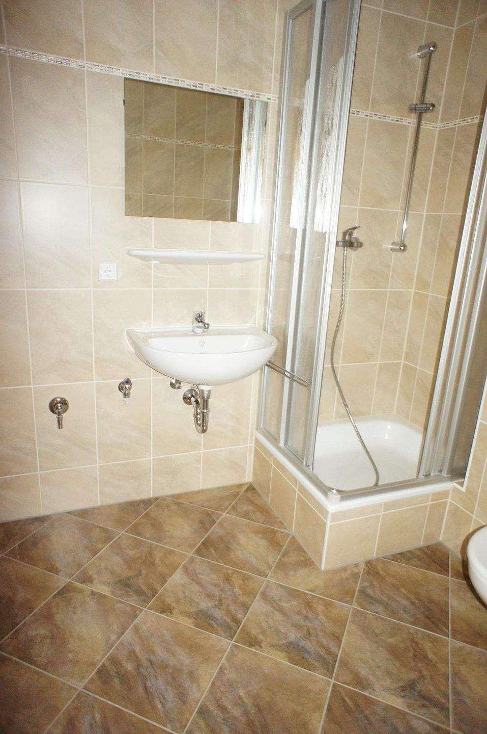 Frei ab 1.6.26 - Offene Küche - Bad mit Dusche u.v.m. – Chemnitz – Vorschaubild 3