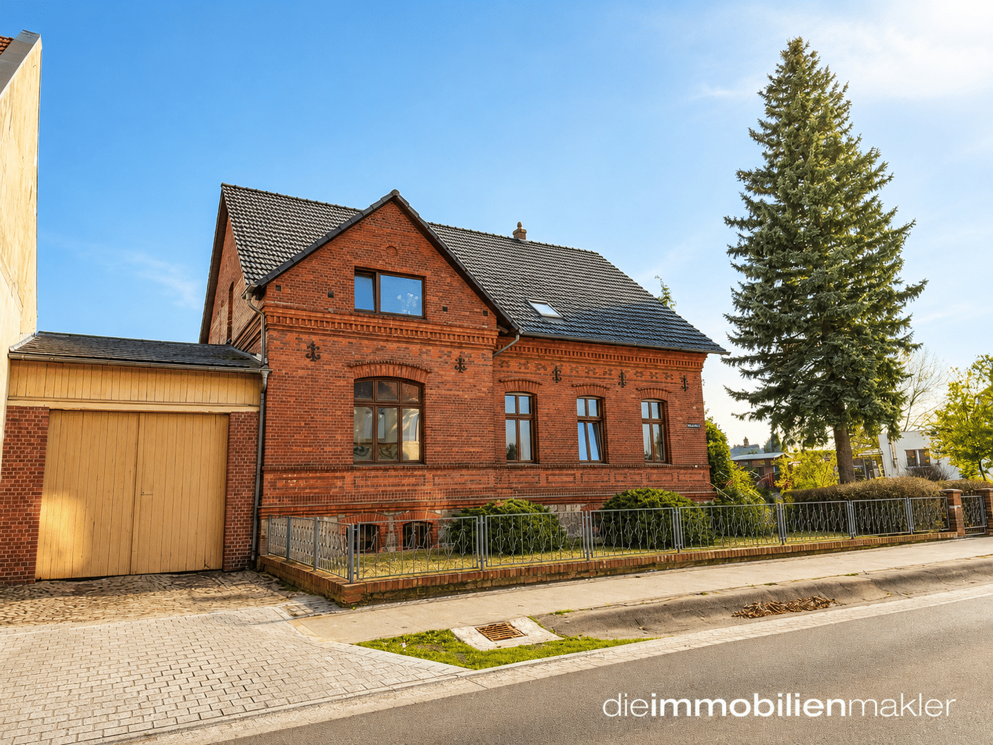 Stilvolle Villa im Stadtkern von Dahme- großzügiges Wohnen mit Altbauflair – Dahme/Mark – Vorschaubild 2