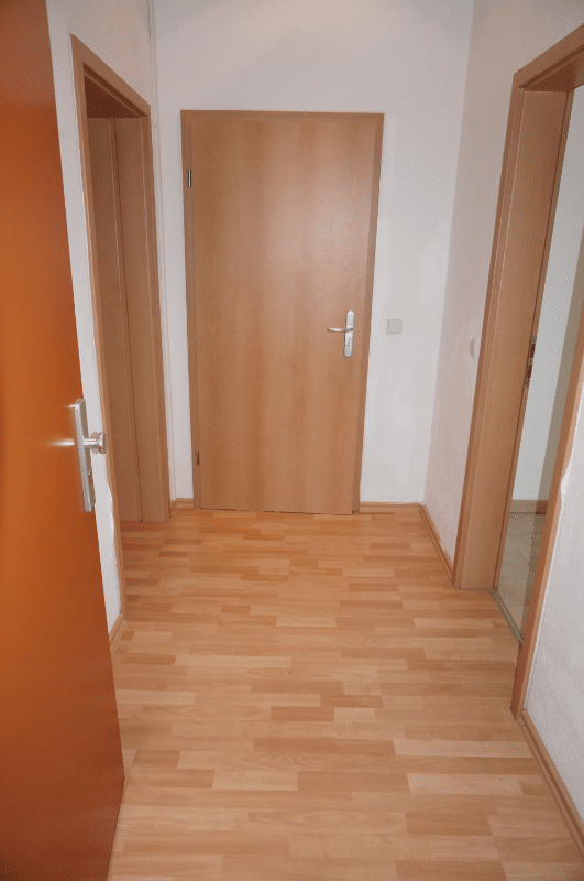 Frei ab 1.10.26 ! Küche mit Balkon - kleines sep. Arbeitszi. !!! – Chemnitz – Vorschaubild 8