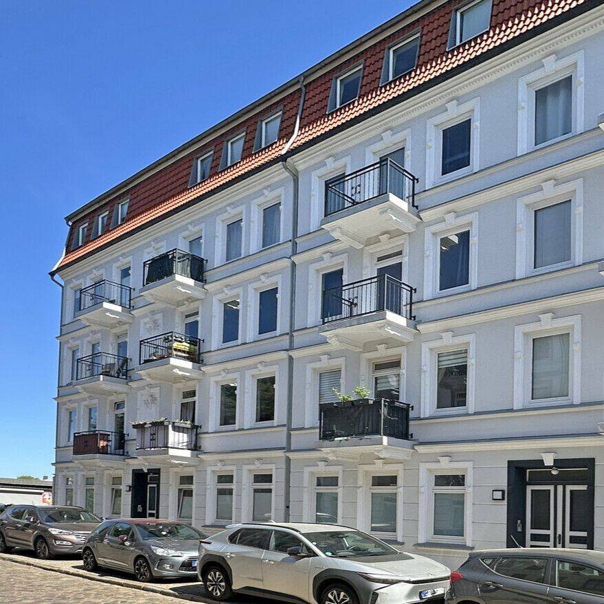Charmante Altbauwohnung mit Balkon
