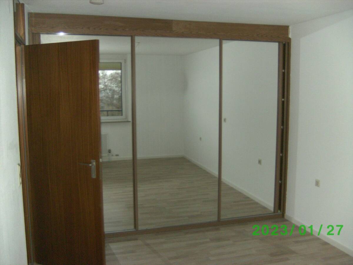 k.A. – 70597 Stuttgart – Bild 1 von 9