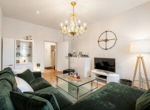 Stilvoll Wohnen in Neuhausen: Denkmalgeschützter Altbau in beliebter urbaner Lage. – 80636 München – Vorschaubild 3