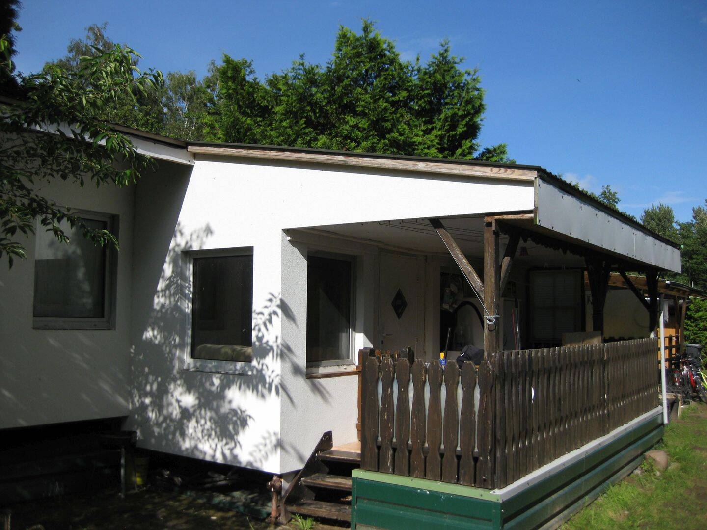 Reserviert - Insel Rügen Alt Reddevitz: Naturcamping: Pächter für Wohnwagen-Bungalow mit Terrasse (Altbestand DDR-Zeit) gesucht – Middelhagen – Bild 1 von 9