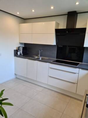 Essen Schönebeck - möblierte und kernsanierte 3,5 Raum Wohnung mit Balkon, Einbauküche & 2 Bädern – 45359 Essen – Vorschaubild 7