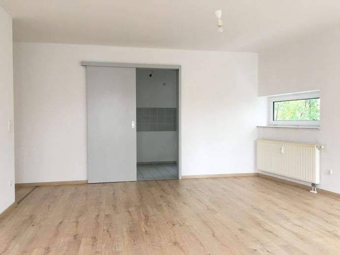 Helle 2-Raum-Wohnung, super Grundriss, mit kleinem Balkon in Gohliser Neubauvilla zu vermieten ! – Leipzig – Vorschaubild 9