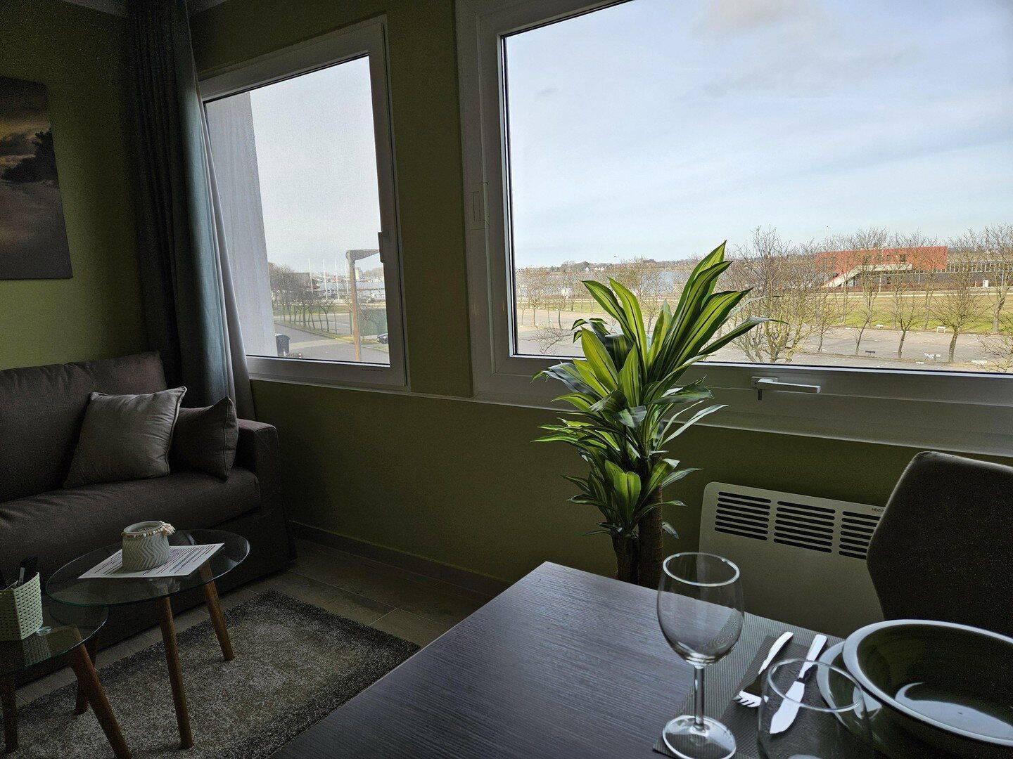 Modernisierte Ferienwohnung am Yachthafen Burgtiefe auf Fehmarn Maklerfrei! – Fehmarn – Vorschaubild 2