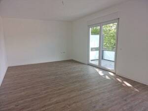 Auf gute Nachbarschaft: 3-Zimmer-Dachgeschosswohnung in Bonn Plittersdorf – 53175 Bonn – Vorschaubild 2