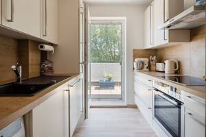 Vermietete 3-Zimmer-Wohnung mit Dachterrasse und TG-Stellplatz in ruhiger Sackgassenlage – 22045 Hamburg – Vorschaubild 4