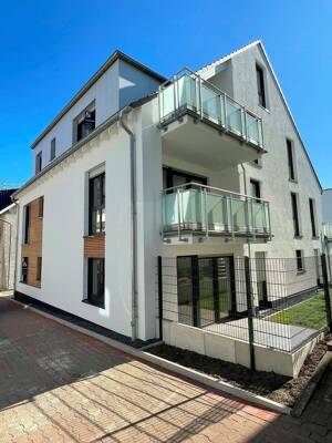BOTTROP-Stadtmitte: "terrassenwohnen. im BERGZWEI."