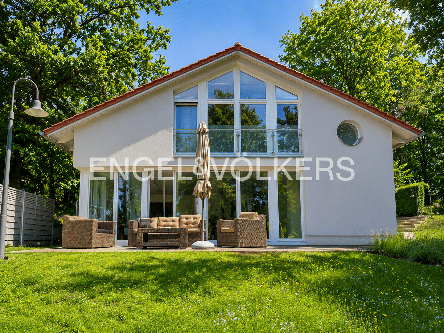 Ein Logenplatz am See - Exklusives Wohnen in privater Bestlage von Pinnow – Pinnow – Vorschaubild 2
