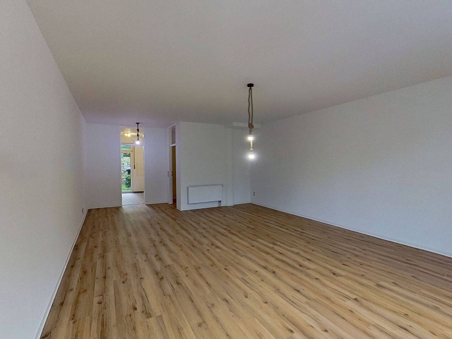 ** ERSTBEZUG nach Renovierung: Große 1-Zimmer-Wohnung mit Wannenbad in Eutritzsch ** – Leipzig – Vorschaubild 4