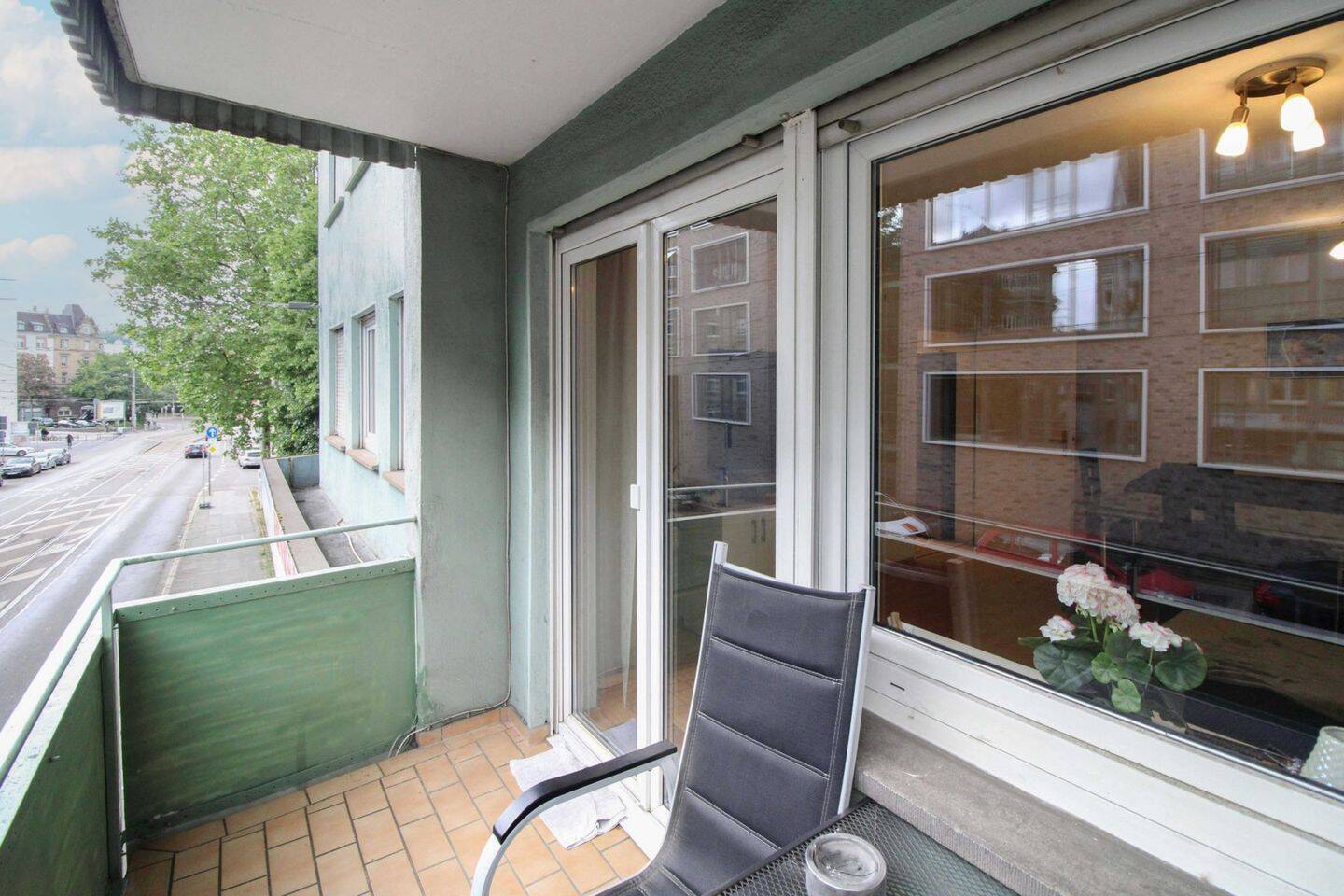 Zentrale 2-Zimmer-Wohnung mit Südbalkon und guter Anbindung – Stuttgart – Vorschaubild 7