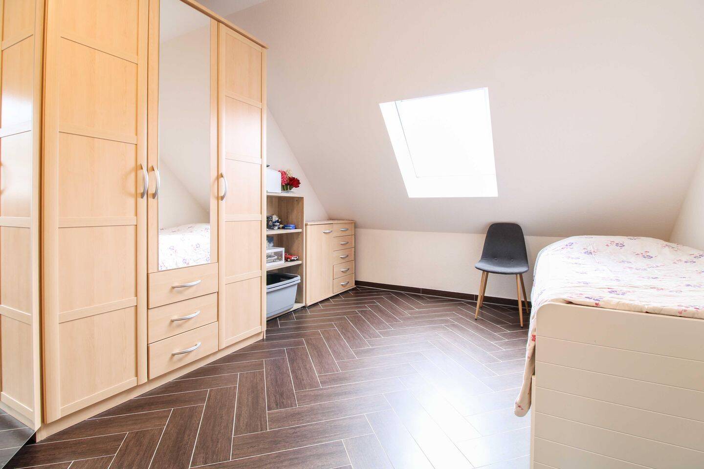 Großzügiges Familienwohnen - Doppelhaushälfte mit Einliegerwohnung und Mieteinnahmen – Darmstadt – Vorschaubild 6