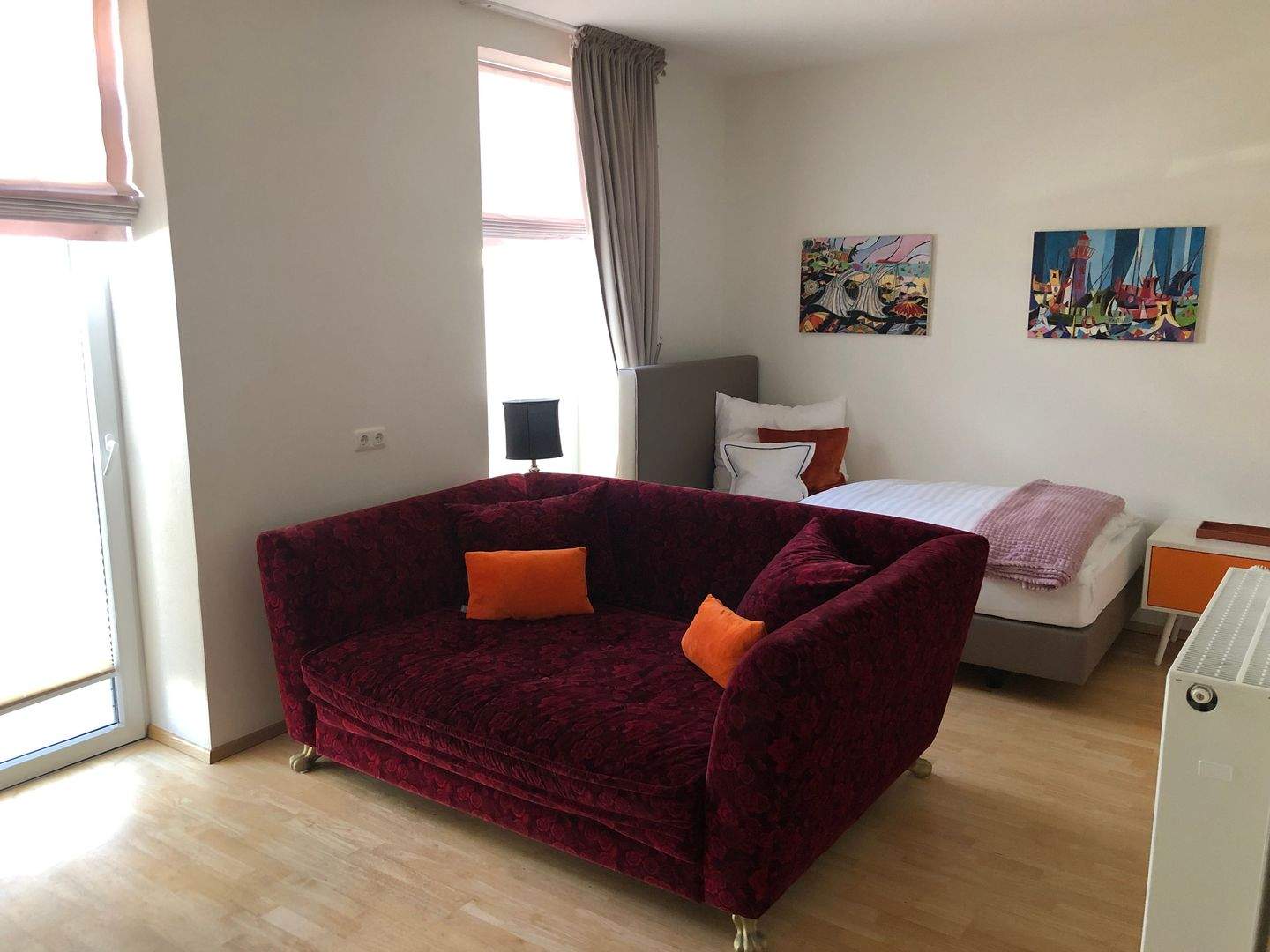Business 2-Zimmer Apartment – Ingolstadt – Vorschaubild 2