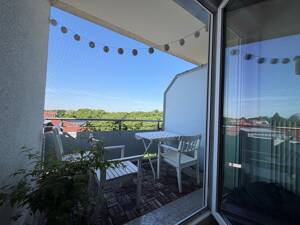 Lichtdurchflutete Maisonettewohnung mit Balkon und idealer Raumaufteilung – 79114 Freiburg im Breisgau – Vorschaubild 9