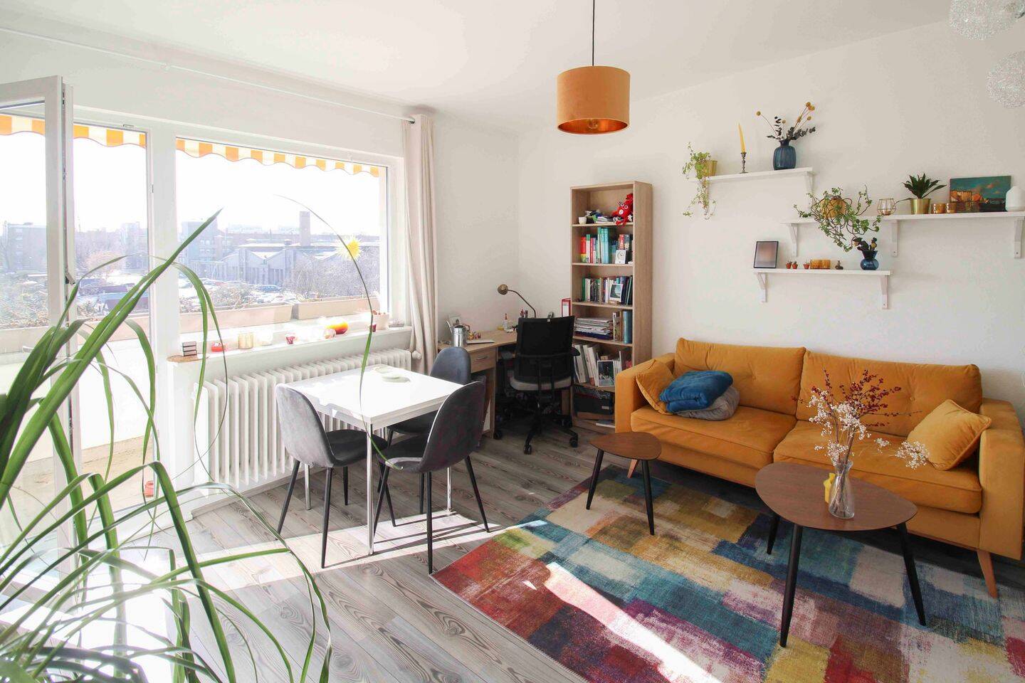 Charmante 1-Zimmer-Wohnung mit Balkon und Stellplatz im Englischen Viertel - Berlin-Wedding – Berlin – Bild 1 von 8