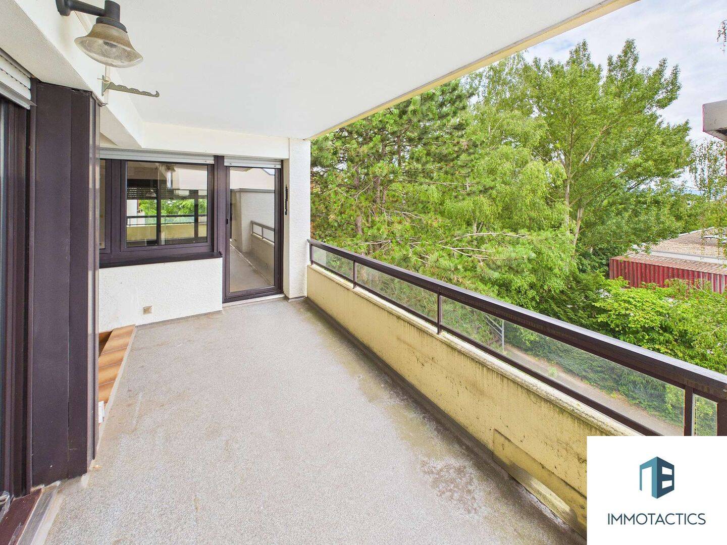Großzügige 3-Zimmer-Wohnung mit zwei Loggien, Carport, Keller und viel Potenzial in Mainz-Hechtsheim – Mainz – Vorschaubild 9
