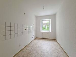 Klassisch, praktisch, einfach gut: großzügige 1 Zimmerwohnung im 1. OG (Stellplatz mgl.) – 9130 Chemnitz – Vorschaubild 4
