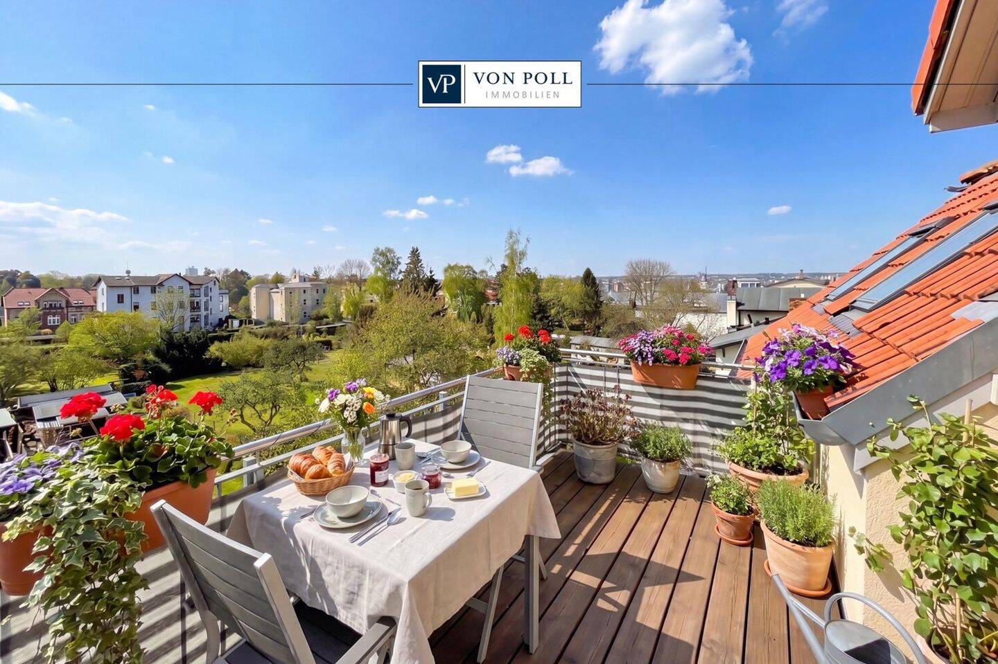 Traumhafte 3-Zimmer-Dachgeschosswohnung mit Balkon in Rostock - Gehlsdorf