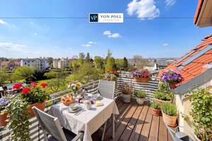 Traumhafte 3-Zimmer-Dachgeschosswohnung mit Balkon in Rostock - Gehlsdorf
