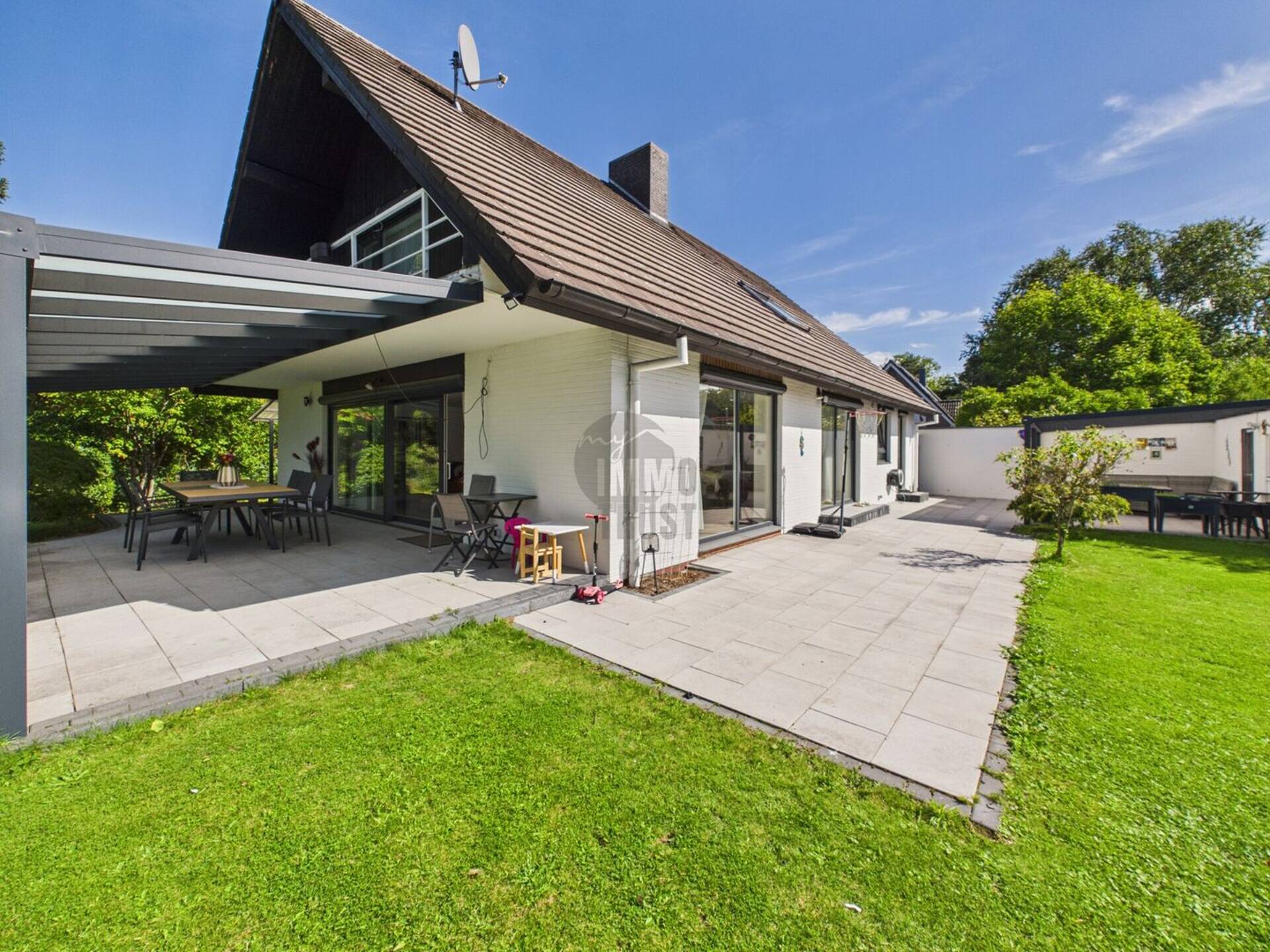 Haus in 26386 Wilhelmshaven mit 200 m² kaufen