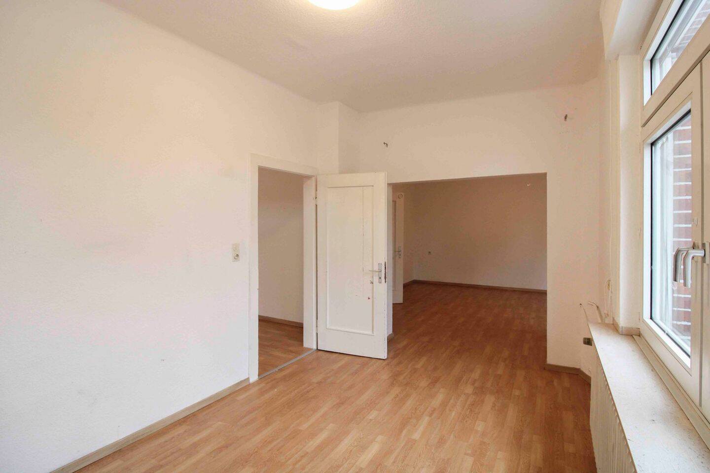 Wohnglück auf zwei Ebenen: Kaminfeuer, Gartenfreude und jede Menge Raum – Coesfeld – Vorschaubild 2