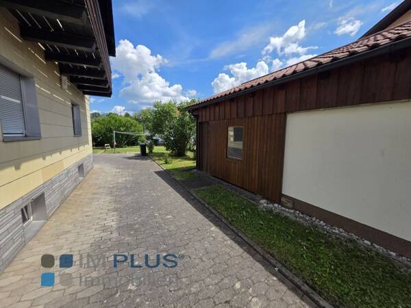 Mehrfamilienhaus in 83024 Rosenheim mit 195 m² kaufen