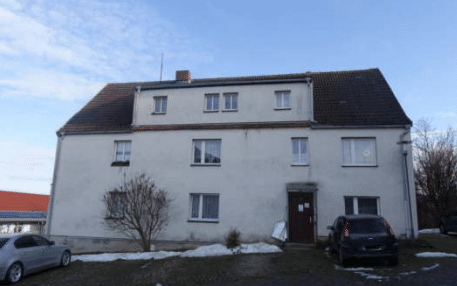 Ausschreibung zum Kauf eines Mehrfamilienhauses im Ortsteil Donndorf – Roßleben – Bild 1 von 1