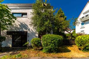 Wohnen, Arbeiten, Investieren: Dreifamilienhaus mit Atelier, Gartenidylle & Charme – 70619 Stuttgart – Vorschaubild 6