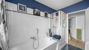Bungalow mit tollem Garten und zwei Terrassen in Hummelsbüttel! – 22399 Hamburg – Vorschaubild 9