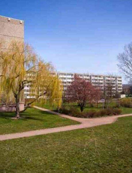 Wohn(t)raum: günstige 4-Zimmer-Wohnung (WBS) – Dresden – Vorschaubild 2