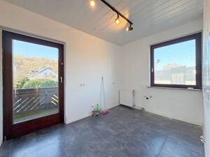 Attraktive Kapitalanlage in Koblenz Südstadt – Dreifamilienhaus mit Entwicklungspotenzial – 56068 Koblenz – Vorschaubild 5