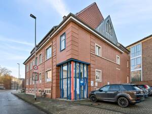 Großzügige 5-Zimmer-Wohnung mit genehmigte Umnutzung zu Wohnraum in zentraler Lage von Münster – 48151 Münster – Vorschaubild 3