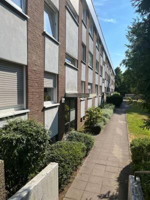 2-Zimmer-Eigentumswohnung mit Balkon in Köln am Blücherpark