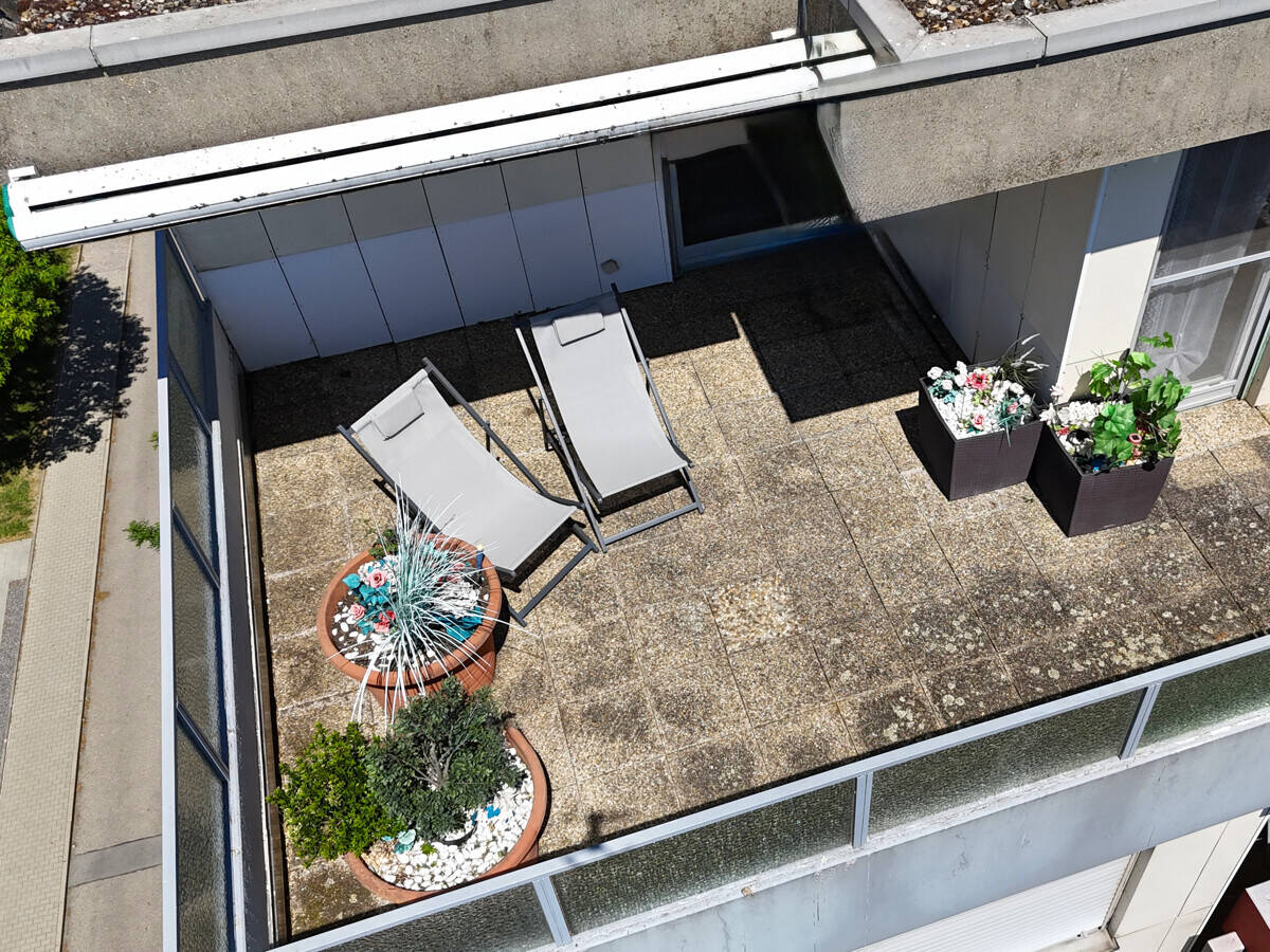 Und über Ihnen nur der Himmel! Freie drei Zimmer Dachterrassen Wohnung in Regensburg! – Regensburg – Vorschaubild 3