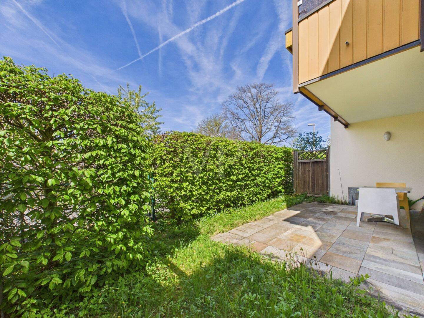 Gartenfeeling in Erlenstegen: Erdgeschoss mit Terrasse – Nürnberg – Vorschaubild 2