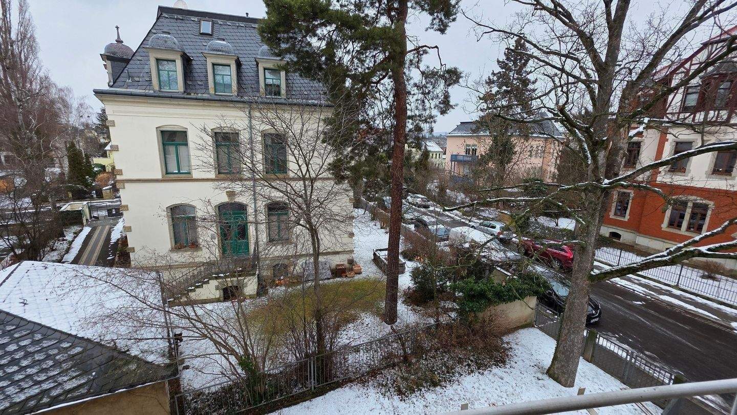 2 - Raumwohnung mit Balkon und Tiefgarage in Dresden-Gruna – Dresden – Vorschaubild 5