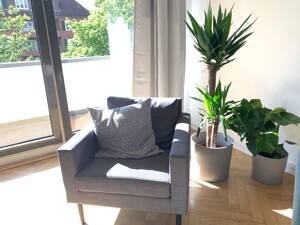 Harvestehude - Stilvoll möblierte helle 2,5 Zimmer Wohnung mit zwei Balkonen in der Parkallee – 20144 Hamburg – Vorschaubild 4