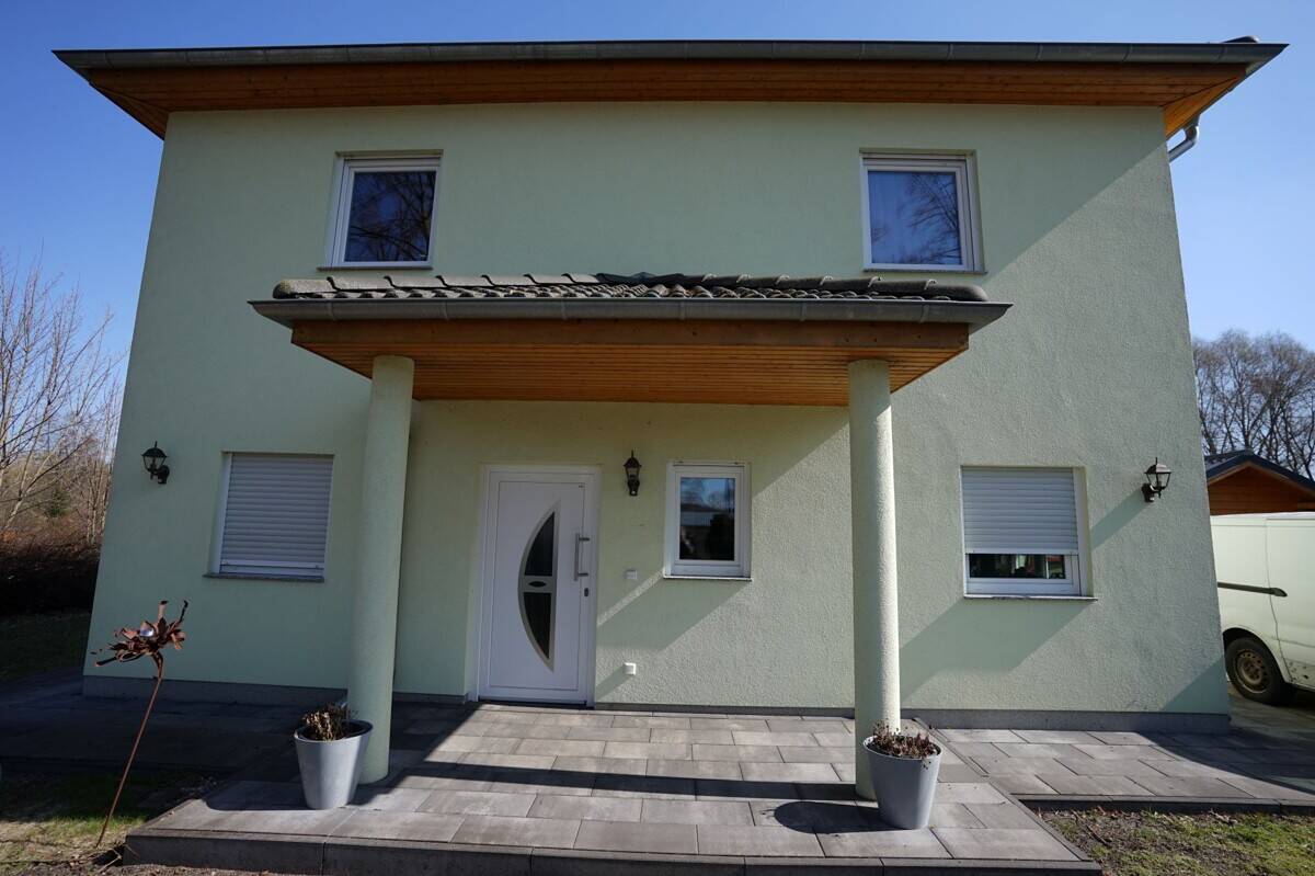 Hauptstadtmakler-Schöne Stadtvilla in Top-Lage – Zossen – Bild 1 von 9