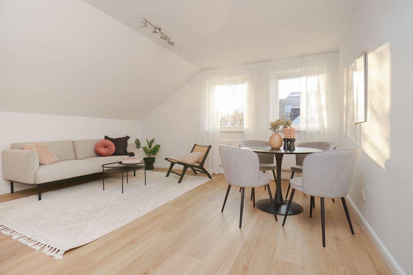 Bremerhaven - Geestemünde | renovierte 2 Zimmer Wohnung in schöner Lage! – Bremerhaven – Vorschaubild 7