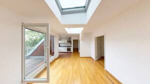 Großzügige Wohnung mit Dachterrasse, Einbauküche & 2 Tiefgaragenstellplätzen